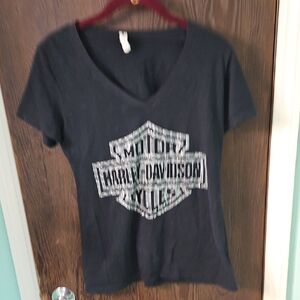 Next Level Apparel Women's Black V-Neck Tee